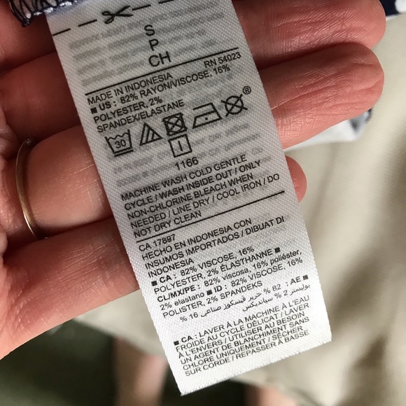 DONATING 8/1! | Old Navy | Ponte floral dress - Picture 6 of 8